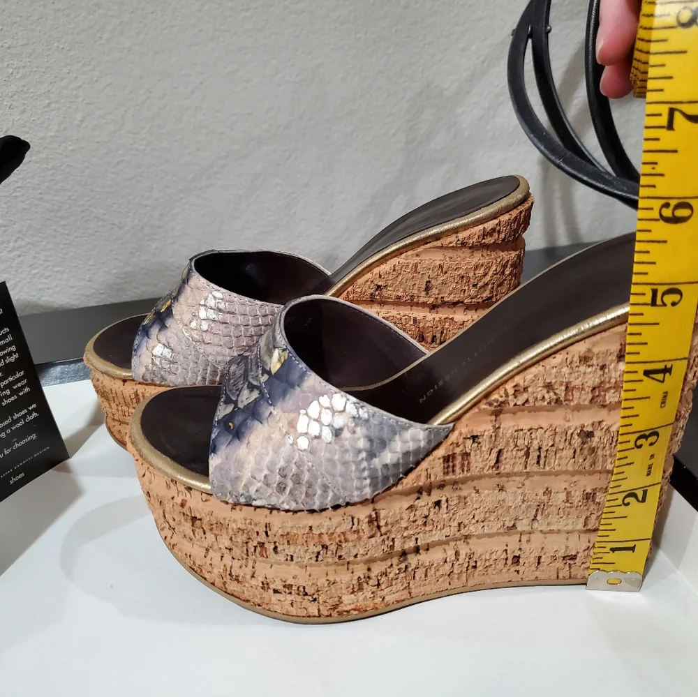 GIUSEPPE ZANOTTI Cream and Grey Python cork wedges 36. (Fits Like 36.5) - Picture 6 of 16